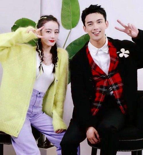 娱乐吃瓜君吴磊热巴花絮,甜蜜互动引网友热议